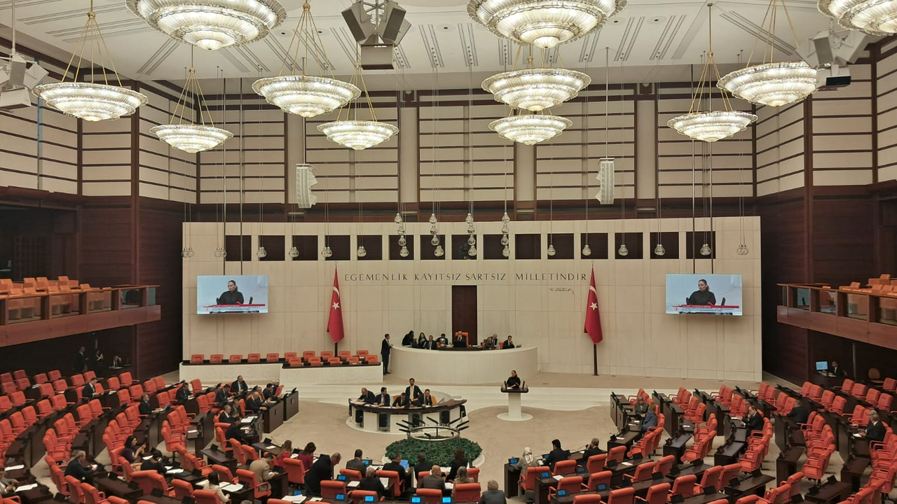 TBMM Genel Kurulu... Necmettin Çalışkan'dan iktidara İran tepkisi: Sessiz kaldığınız sürece siz de bu zulmün ortağısınız