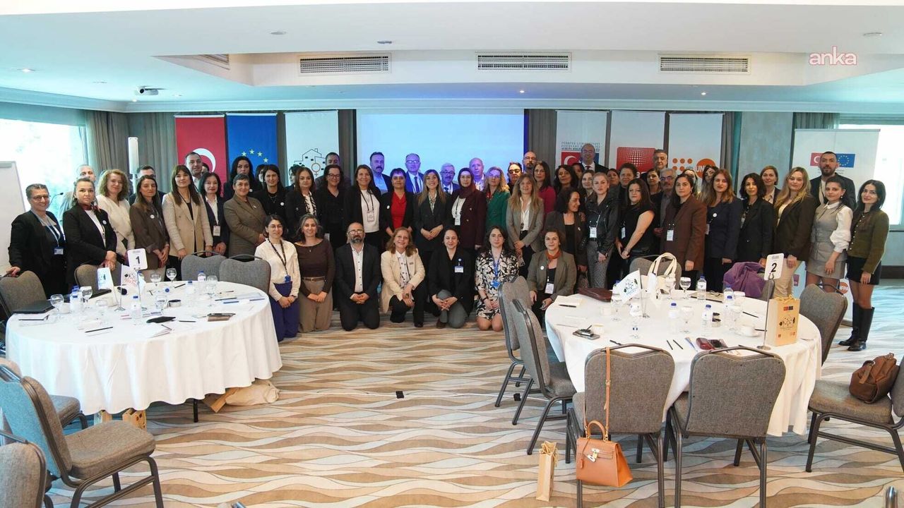 Adana Büyükşehir Belediyesi, Kadın Dostu Kentler Programı kapsamında Ankara'da düzenlenen çalıştaya katıldı