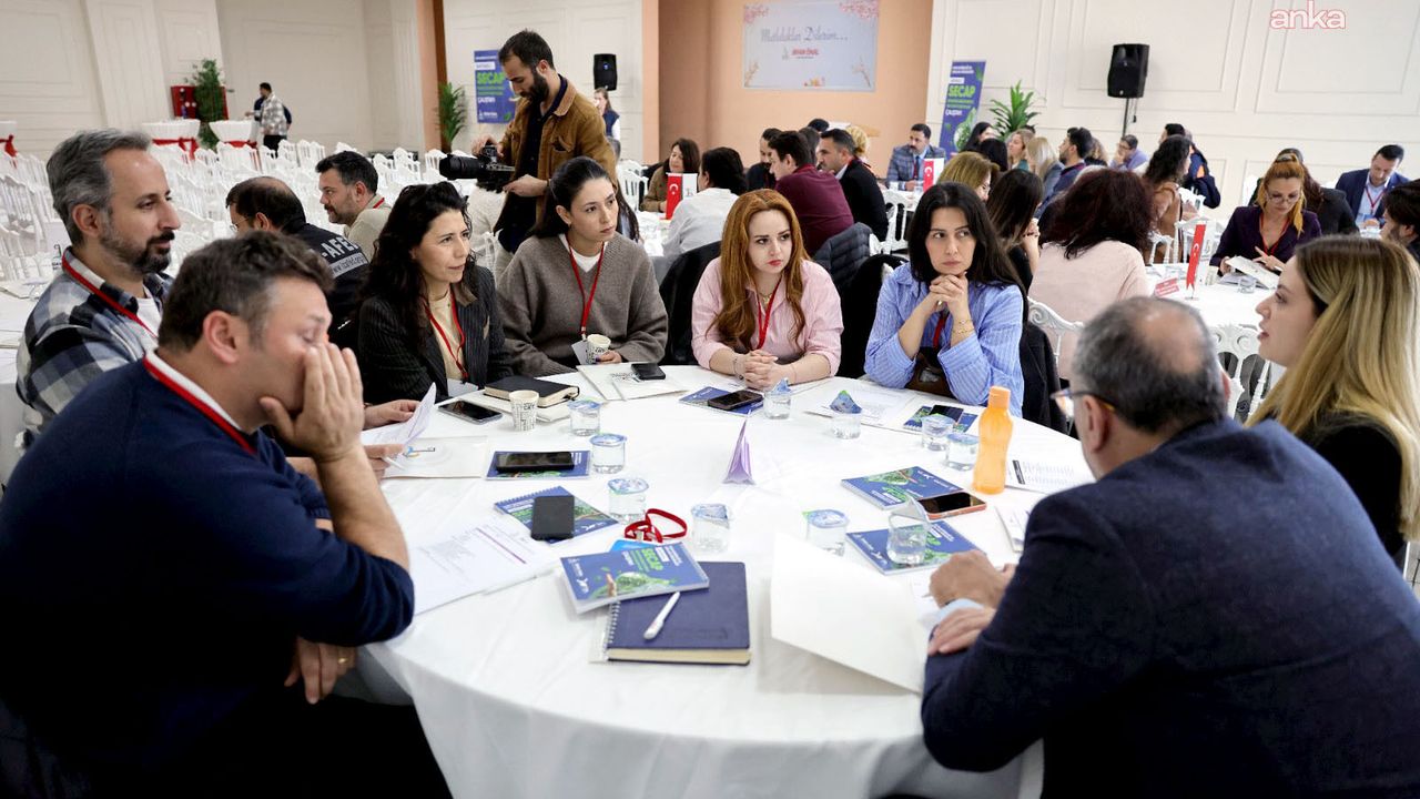 Bayraklı'nın geleceği için SECAP çalıştayı düzenlendi