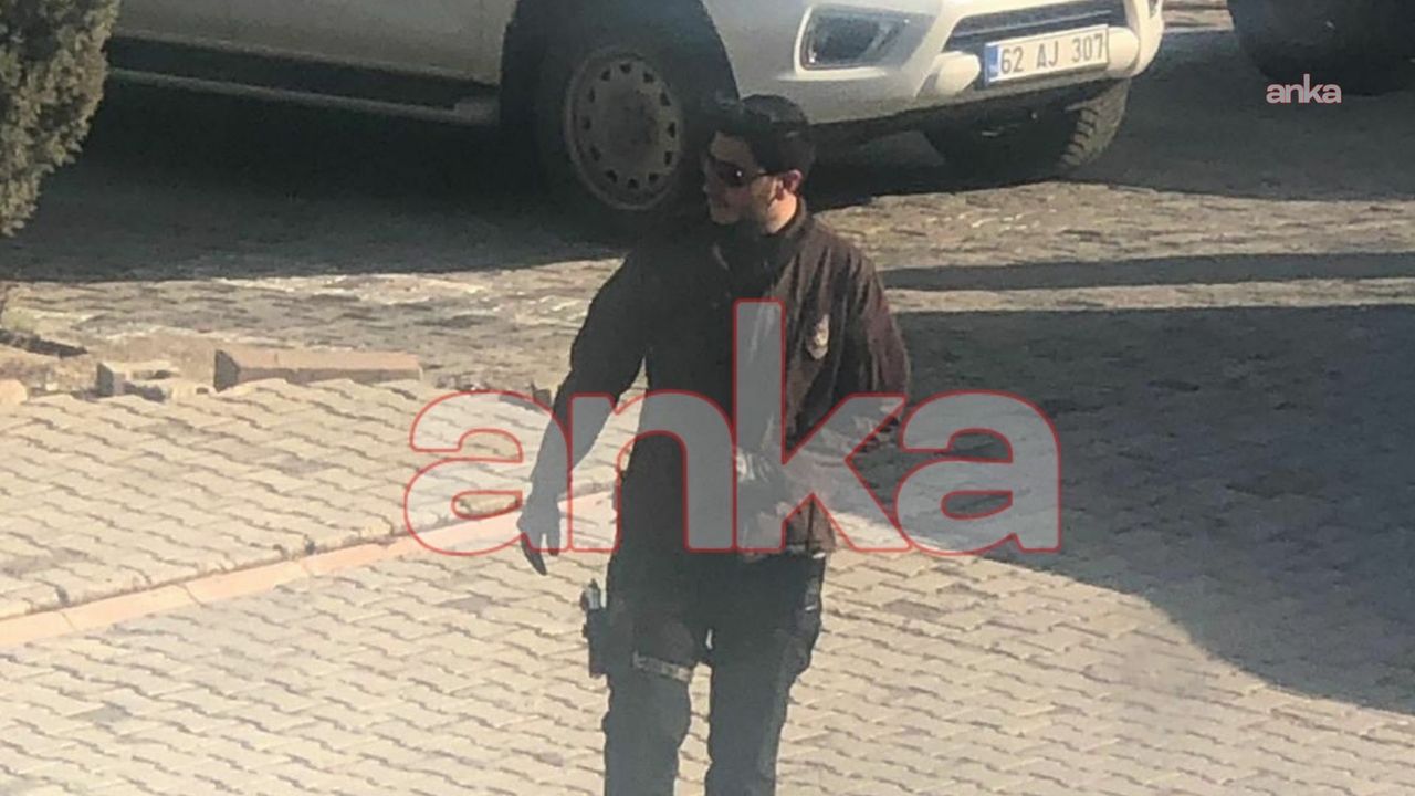 Gülistan Doku soruşturması... Tutuklanan ve 'silahlara merakım yok' diyen Mustafa Türkay Sonel'in silahlı fotoğrafı ortaya çıktı