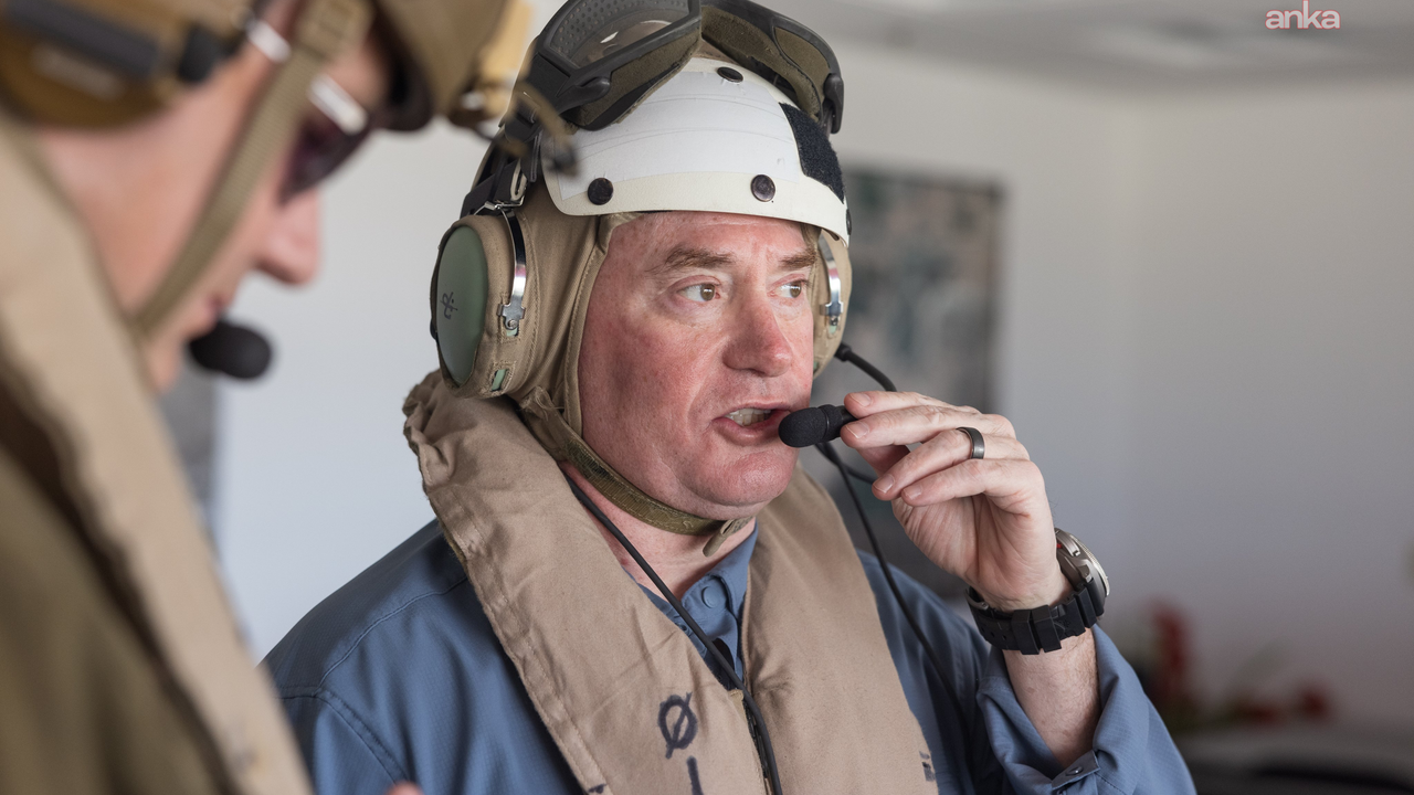 Pentagon'un Donanma Sekreteri Phelan görevden ayrıldı