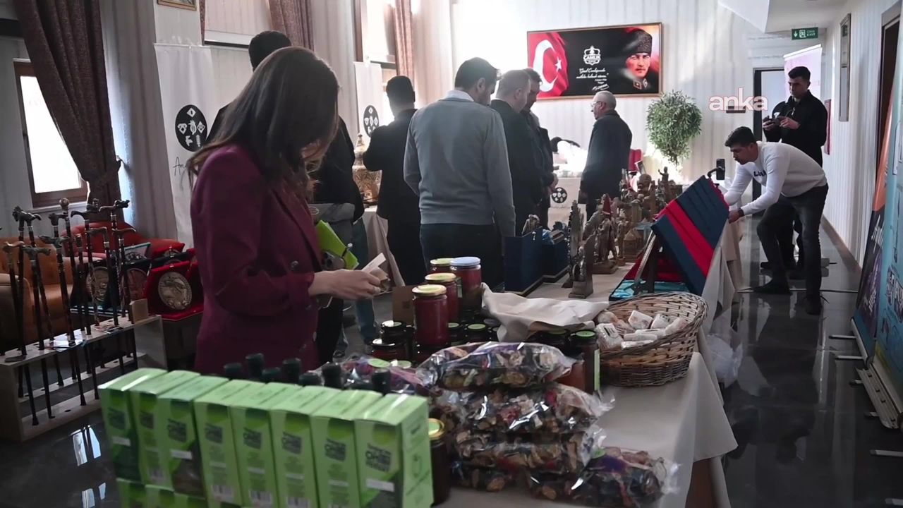 UNESCO Milli Komisyon Başkanı Oğuz, Yozgat'ta 'UNESCO Öğrenen Şehirler Zirvesi'nde konuştu: 22 mirasımız Dünya Miras Listesi'nde yer alıyor