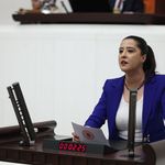 EMEP'li Karaca, Bakan Işıkhan'a Nepal'den Türkiye'ye getirilen işçilerin çalışma koşullarını sordu