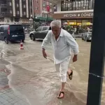 Rize’de sağanak hayatı felç etti: İş yerlerini su bastı