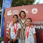 Eskişehir Büyükşehir Belediye Başkanı Ünlüce, küçük sporcuların heyecanına ortak oldu