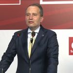 Fatih Erbakan: Ali Yüksel'in Yeni Yol TBMM Grubu'na katılması yönünde aldığımız kararın hayırlı olmasını temenni ediyorum