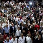 'Milli Bilinç ve Güçlü Türkiye Buluşması'nda konuşan aileler: 'Hepimiz buraya adalet arayışı için geldik'