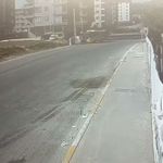 Sultanbeyli'de otomobil otobüse çarptı, 4 kişi yaralandı