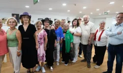 İzmir Büyükşehir’den ileri yaşlılara destek