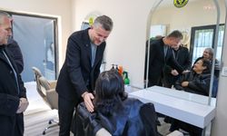 Buca Belediye Başkanı Duman, Çınarlar Buluşma Noktası'nda vatandaşlarla buluştu