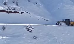 Elazığ'da kar nedeniyle kapanan 18 köy yolunun ulaşıma açılması için çalışmalar sürüyor