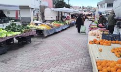 Emekli vatandaş: 'Tanesi 26 lira olan elmanın yarısını bile alamayız'