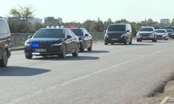 Özgür Özel'den Tanju Özcan'ın gözaltına alınmasına tepki: 'Tanju Özcan ne yapıyormuş? Bolu'nun fakir öğrencisine burs veriyormuş'