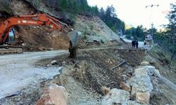 Antalya Büyükşehir Belediyesi'nden Alanya yollarında güvenli ulaşım mesaisi