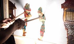 Antalya'da 'Türkülerle Kadın' konseri kent sakinleriyle buluştu