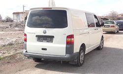 APP plakalar için tanınan rehberlik süresi yarın bitiyor: Aksaray'da son gün plaka kuyruğu oluştu