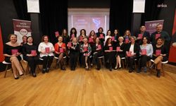 Bakırköy'de 17 farklı kadının hikayesini barındıran 'OnsekizİNCİ' okurlarla buluştu