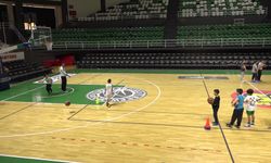 Bornova'da çocuklar sporla büyüyor