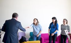 Burdur Belediye Başkanı Ercengiz'den doktorlara ziyaret