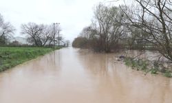 Bursa Büyükşehir Belediyesi ekiplerinden olumsuz hava koşullarına karşı sahada yoğun çalışma