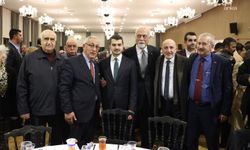 Çankaya Belediye Başkanı Güner, Elazığlı ve Kahramanmaraşlı vatandaşları iftar programında ağırladı