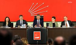 CHP Parti Meclisi toplandı... 'Hem Meclis'te hem de sokakta vaatlerimizi halka anlatacağız'