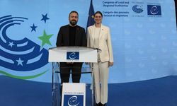 CHP Strazburg Birliği'nden Üsküdar Belediye Başkanı Sinem Dedetaş'a tebrik