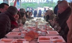 CHP'li Başevirgen ve Özalper Soma'da işçilerle iftar yaptı