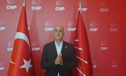CHP'li Özlale'den iktidara emekli ikramiyesi tepkisi: 'Maaşı petrole, ikramiyeyi Ortadoğu'daki gerginliğe bağlayan bir anlayışla karşı karşıyayız'