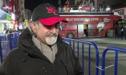 CHP'nin düzenlediği 95 mitingden 65'ine katılan emekli Hüseyin Sedat Yağlı: 'Ben pijamamı çıkarmadım ama gövdemi koydum bu işe'