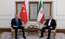 Dışişleri Bakanı Fidan, İranlı mevkidaşı Arakçi ile görüştü