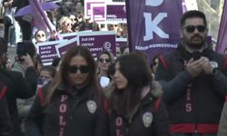 DİSK Genel Başkanı Çerkezoğlu'ndan İzmir'de 8 Mart öncesi kadın işçilere örgütlenme çağrısı