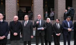 Elmalılı Hamdi Yazır Camii açılışında konuşan İBB Başkanvekili Nuri Aslan: Ekrem İmamoğlu'nun yol arkadaşları olarak hizmet etmeyi ibadet olarak sayanlardanız