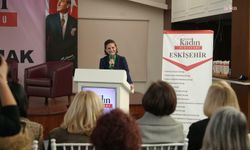 Eskişehir Kadın Platformu'ndan 2026 Eskişehir Yılı'na destek: 'Kadın Olmak' paneli düzenlendi