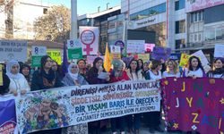 Gaziantep'te '8 Mart' yürüyüşü: 'Kadınlar Eşitlik ve Özgürlük İçin Alanlarda'