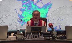 İBB Başkanvekili Nuri Aslan'dan yağış açıklaması: İstanbul genelinde 6 bin 903 personelimiz ve 2 bin 505 araç ve iş makinemiz sahada aktif görev yapmaktadır