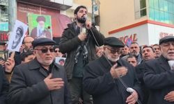 Iğdır'da Ayetullah Ali Hamaney için dua ve yürüyüş düzenlendi