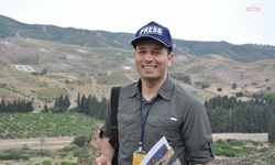 İzmir Gazeteciler Cemiyeti'nden gazeteci Kenan Şener'in gözaltına alınmasına tepki: 'Gazetecilerin görevini yaparken kriminalize edilmesi kabul edilemez'