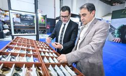 Optic World İzmir'de miyopi masaya yatırıldı... Görme sağlığının geleceği İzmir'de konuşuldu