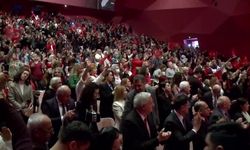 Özgür Özel, Eskişehir'de '8 Mart Kadınlar Günü' panelinde konuştu: 'CHP olarak eşit temsile inanıyoruz'