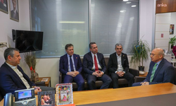 Özgür Özel'den, CHP Eskişehir Milletvekili Çakırözer'e taziye ziyareti