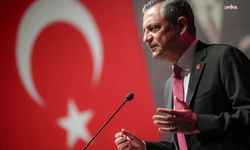 Özgür Özel'den İstiklal Marşı'nın kabulünün 105'inci yılı mesajı: 'Büyük şairimiz Mehmet Akif Ersoy'u ve milli mücadele kahramanlarımızı saygıyla anıyorum'