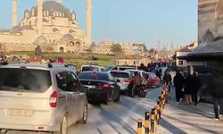 Selimiye Camisi açıldı, esnafın yüzü güldü