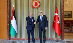 TBMM Başkanı Kurtulmuş, Filistinli heyetle TBMM'de bir araya geldi