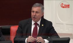 TBMM Genel Kurulu... Turhan Çömez: 'Şu an bayram ikramiyesini bile veremeyecek durumda olan maalesef 24 yıllık iktidar müjde olarak 'Hadi gözünüz aydın, ikramiyenizi bayramdan önce vereceğiz' diyor'