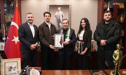 Tepebaşı Belediye Başkanı Ataç, Filistinli öğrencileri makamında ağırladı