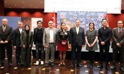 Tıp dünyasının kalbi Berlin'de attı... Berlin Türk Sağlık Elemanları Derneği'nin kuruluşunun 43. yıl dönümünü törenle kutlandı