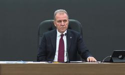 Vahap Seçer: 'Kadınların kendini güvende hissettiği bir Mersin için kararlılıkla çalışmaya devam ediyoruz'