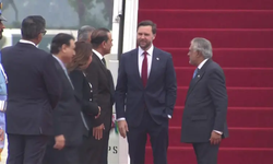 ABD Başkan Yardımcısı Vance, İran'la yapılacak görüşmeler için Pakistan'a vardı