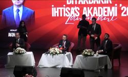 Adalet Bakanı Gürlek'ten 'sosyal medya' açıklaması: Sosyal medyaya gerçek kimlikle girilecek. Sahte hesapların kapatılması için 3 aylık geçiş süreci olacak